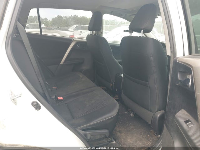 2T3WFREV3FW170570 Toyota Rav4 Xle