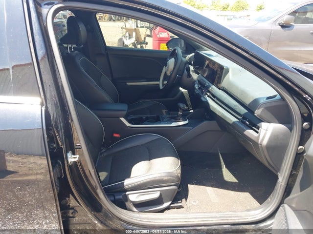 44972583 :رقم المزاد ، 3KPFW4DE3SE081267 vin ، 2025 Kia K4 Gt-line مزاد بيع