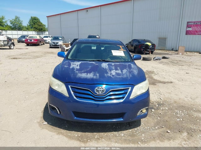44972585 :رقم المزاد ، 4T1BF3EK2BU619970 vin ، 2011 Toyota Camry Le مزاد بيع