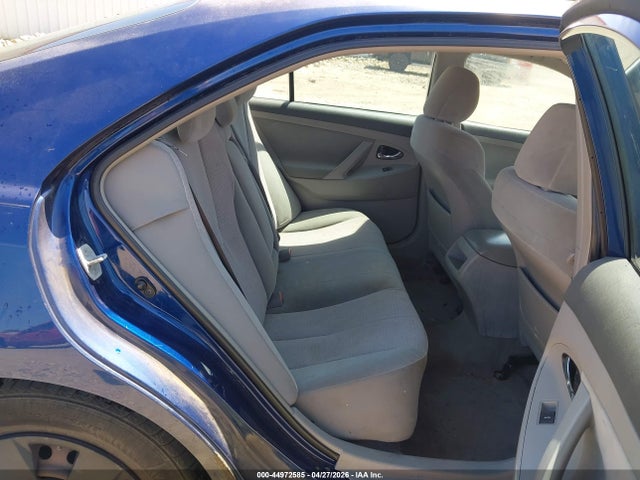 44972585 :رقم المزاد ، 4T1BF3EK2BU619970 vin ، 2011 Toyota Camry Le مزاد بيع