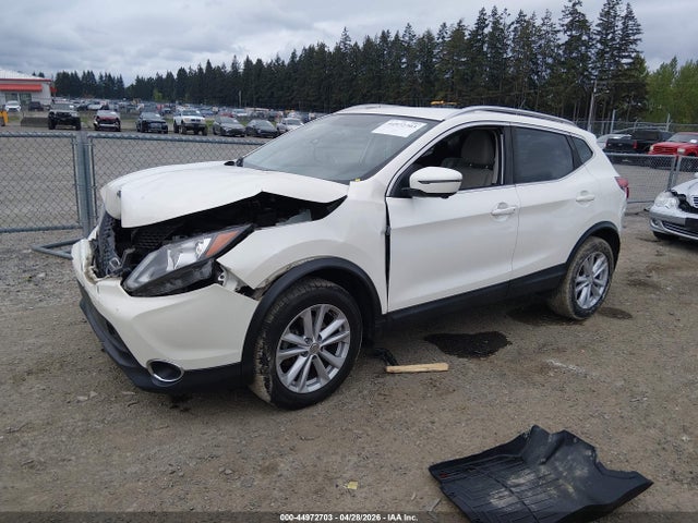JN1BJ1CR2JW289065 Nissan Rogue Sport Sv
