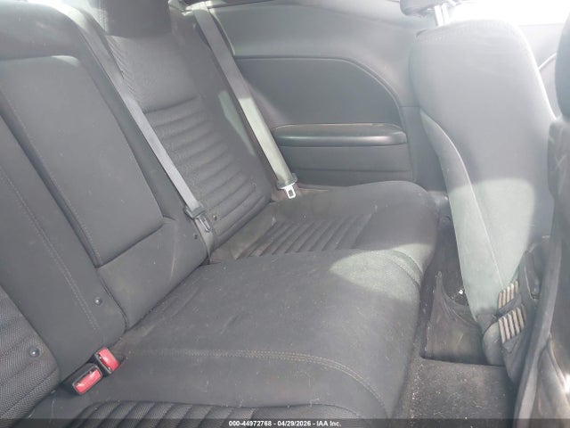 44972768 :رقم المزاد ، 2C3CDYAG0DH692259 vin ، 2013 Dodge Challenger Sxt مزاد بيع