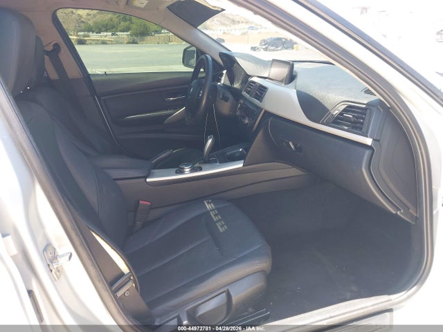Продажа на аукционе авто 2014 Bmw 320i, vin: WBA3B1C53EK133199, номер лота: 44972781