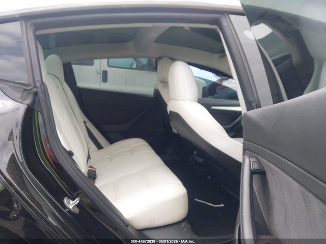 Продажа на аукционе авто 2021 Tesla Model 3 Standard Range Plus Rear-wheel Drive, vin: 5YJ3E1EA4MF058528, номер лота: 44972838