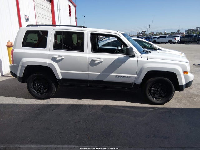2017 Jeep Patriot Sport Fwd მანქანა იყიდება აუქციონზე, vin: 1C4NJPBA5HD162132, აუქციონის ნომერი: 44972867