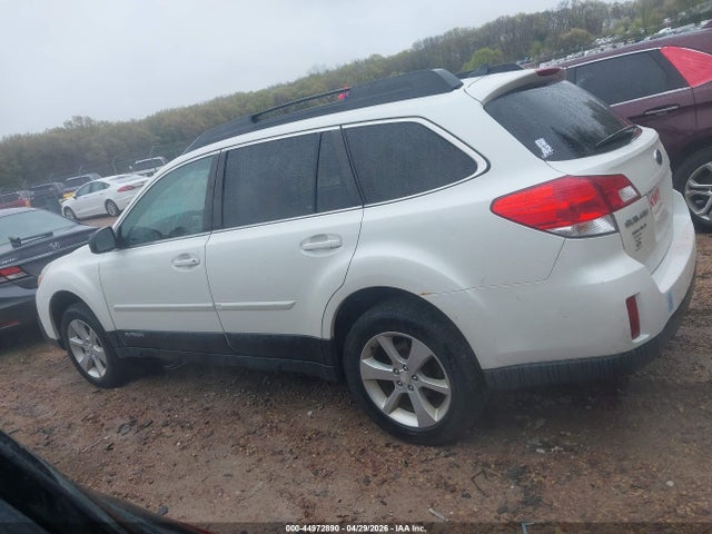 44972890 :رقم المزاد ، 4S4BRCCC0E3266951 vin ، 2014 Subaru Outback 2.5i Premium مزاد بيع