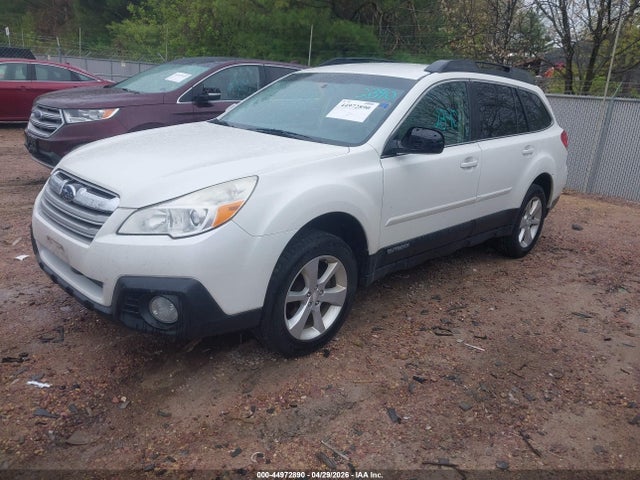 44972890 :رقم المزاد ، 4S4BRCCC0E3266951 vin ، 2014 Subaru Outback 2.5i Premium مزاد بيع