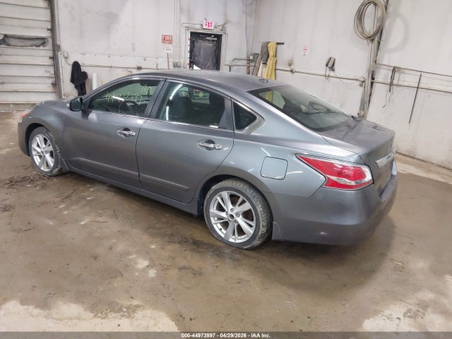 2015 Nissan Altima 2.5 Sl მანქანა იყიდება აუქციონზე, vin: 1N4AL3AP5FC257175, აუქციონის ნომერი: 44972897