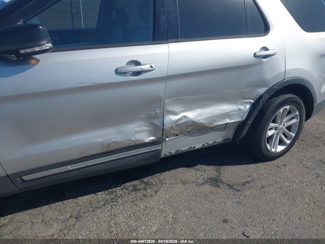 Ford EXPLORER XLT 2017 1FM5K7D89HGC85093 Image 6