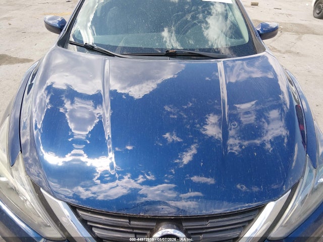 2017 Nissan Altima 2.5 Sr მანქანა იყიდება აუქციონზე, vin: 1N4AL3AP5HC240167, აუქციონის ნომერი: 44972959