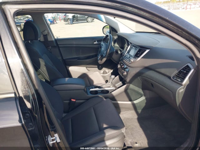 44972991 :رقم المزاد ، KM8J3CA27HU297376 vin ، 2017 Hyundai Tucson Sport مزاد بيع