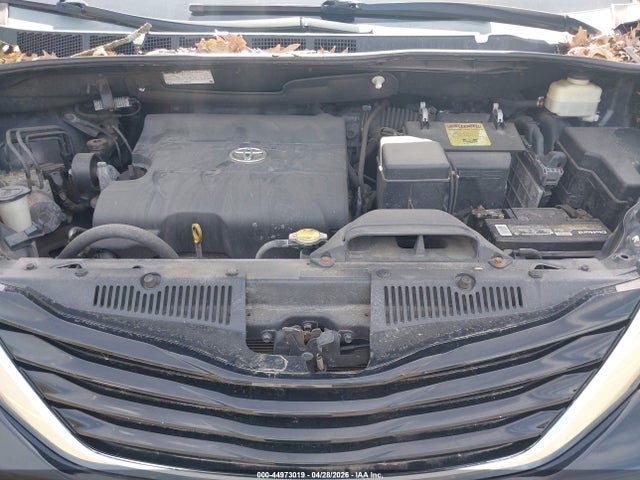 Продаж на аукціоні авто 2015 Toyota Sienna Le 8 Passenger, vin: 5TDKK3DC7FS544574, номер лоту: 44973019