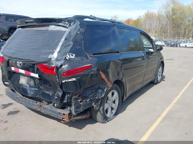 Продаж на аукціоні авто 2015 Toyota Sienna Le 8 Passenger, vin: 5TDKK3DC7FS544574, номер лоту: 44973019