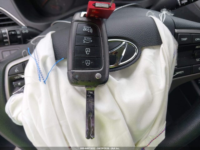 2019 Hyundai Accent Sel მანქანა იყიდება აუქციონზე, vin: 3KPC24A3XKE041415, აუქციონის ნომერი: 44973032
