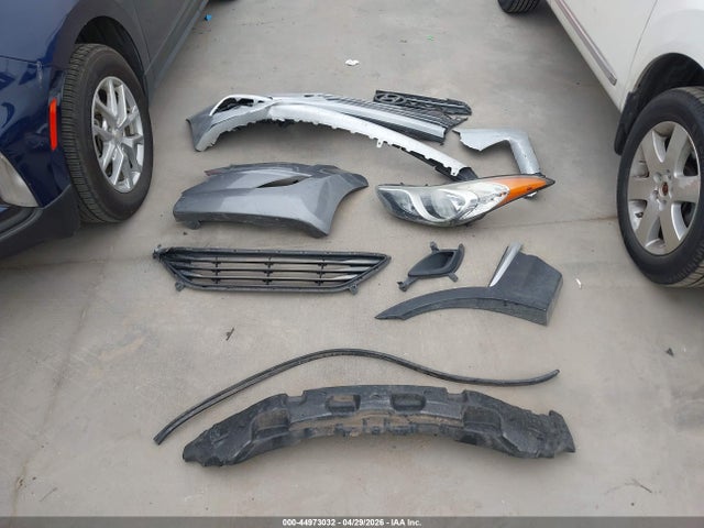 2019 Hyundai Accent Sel მანქანა იყიდება აუქციონზე, vin: 3KPC24A3XKE041415, აუქციონის ნომერი: 44973032