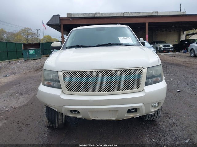 Продажа на аукционе авто 2011 Chevrolet Suburban 1500 Ltz, vin: 1GNSKKE33BR280455, номер лота: 44973042