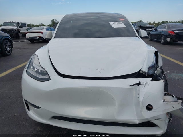 Продаж на аукціоні авто 2023 Tesla Model Y Awd/long Range Dual Motor All-wheel Drive, vin: 7SAYGDEE1PA108133, номер лоту: 44973080