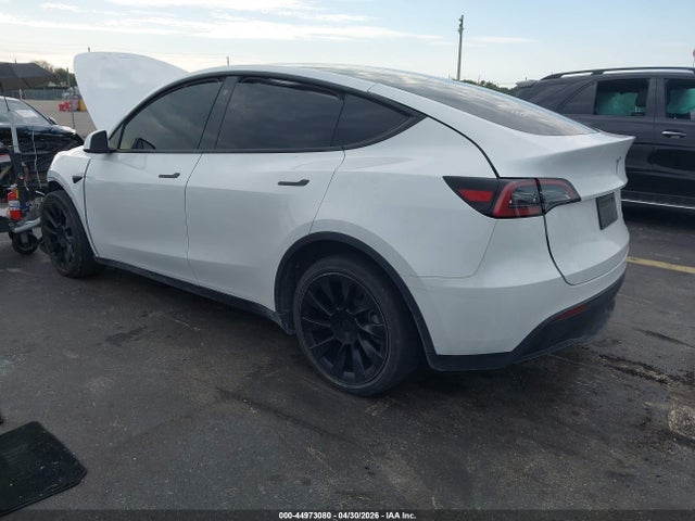 Продаж на аукціоні авто 2023 Tesla Model Y Awd/long Range Dual Motor All-wheel Drive, vin: 7SAYGDEE1PA108133, номер лоту: 44973080