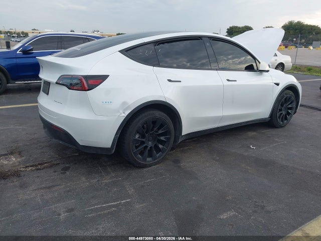 Продаж на аукціоні авто 2023 Tesla Model Y Awd/long Range Dual Motor All-wheel Drive, vin: 7SAYGDEE1PA108133, номер лоту: 44973080