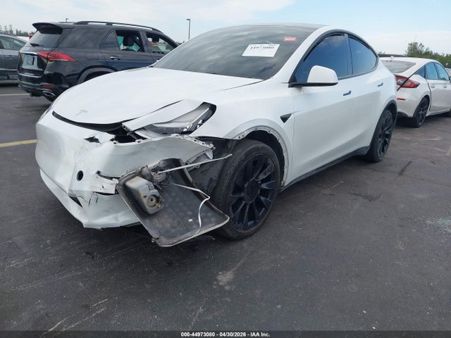 Продаж на аукціоні авто 2023 Tesla Model Y Awd/long Range Dual Motor All-wheel Drive, vin: 7SAYGDEE1PA108133, номер лоту: 44973080
