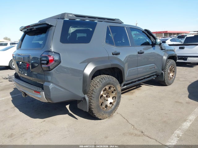 Продажа на аукционе авто 2025 Toyota 4runner Hybrid Trailhunter, vin: JTEVB5BR0S5005175, номер лота: 44973123