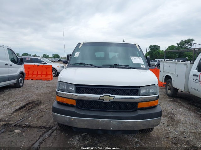 2015 Chevrolet Express 3500 Lt მანქანა იყიდება აუქციონზე, vin: 1GAZGYFG8F1280879, აუქციონის ნომერი: 44973137