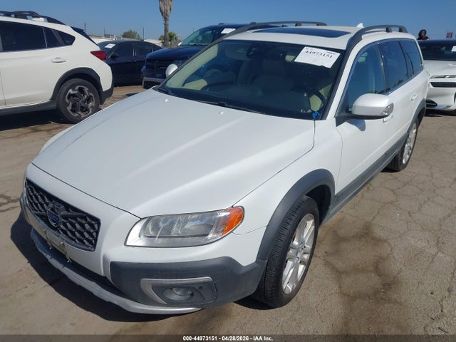 Volvo Xc70 T5 Drive-e Premier 2016 YV440MBK3G1246730 Image 2