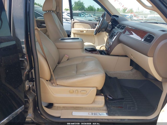 Продаж на аукціоні авто 2009 Chevrolet Suburban 1500 Ltz, vin: 1GNFC36J29R183467, номер лоту: 44973159