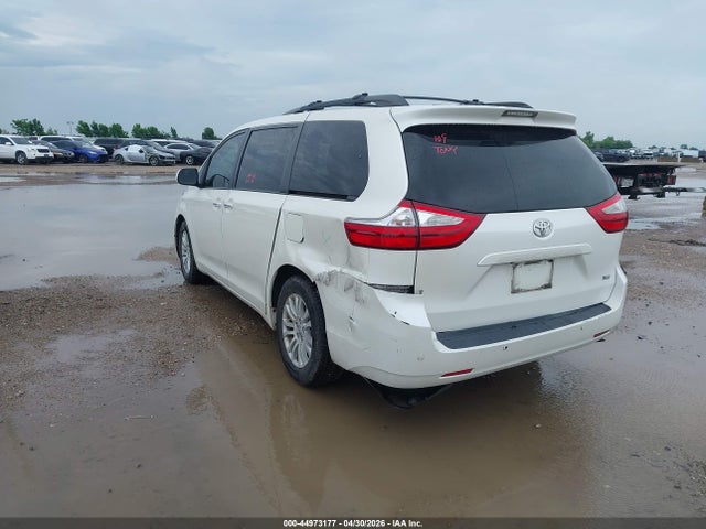 Продажа на аукционе авто 2017 Toyota Sienna Xle 8 Passenger, vin: 5TDYZ3DC0HS776037, номер лота: 44973177