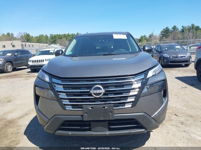 5N1BT3AB0RC702120 Nissan Rogue S Intelligent Awd