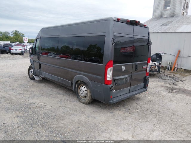 44973307 :رقم المزاد ، 3C6TRVPG9FE512706 vin ، 2015 Ram Promaster 2500 Window Van High Roof مزاد بيع