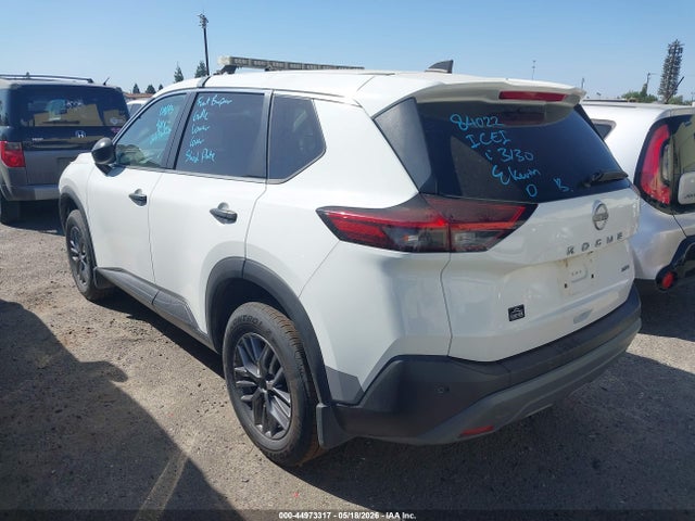 5N1BT3AB9NC709996 Nissan Rogue S Intelligent Awd