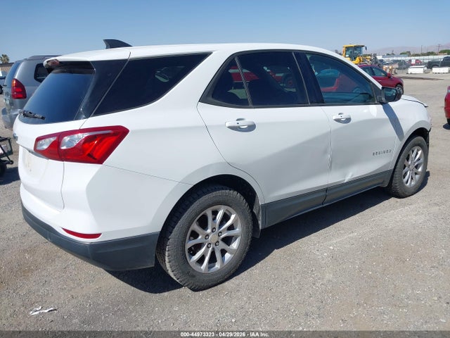3GNAXHEV2KS590093 Chevrolet EQUINOX LS