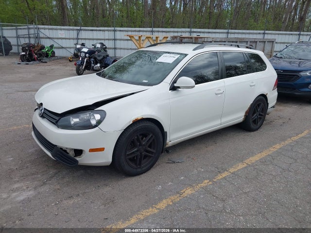 44973356 :رقم المزاد ، 3VWPZ7AJ5BM656017 vin ، 2011 Volkswagen Jetta Sportwagen 2.5l Se مزاد بيع
