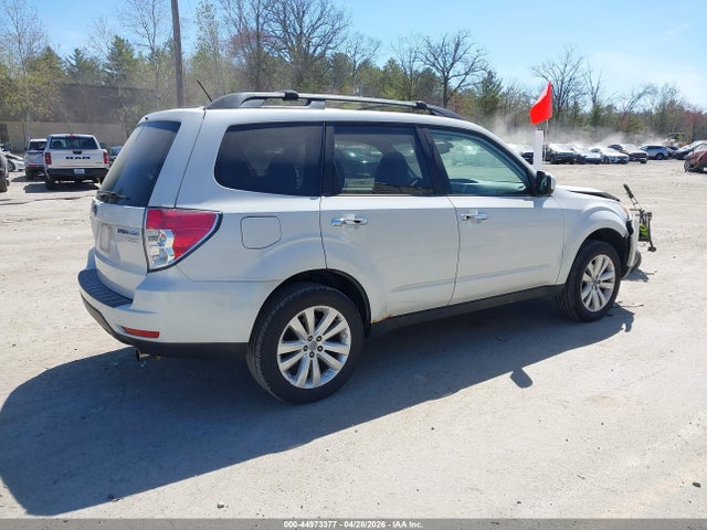 2012 Subaru Forester 2.5x Premium მანქანა იყიდება აუქციონზე, vin: JF2SHADC7CH415089, აუქციონის ნომერი: 44973377