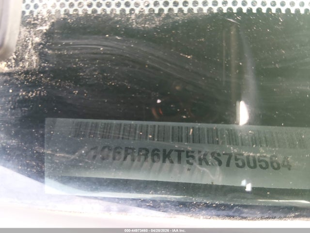 1C6RR6KT5KS750564 RAM 1500 Classic Tradesman 4x2 5&#039;7 Box