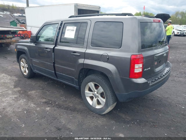 2016 Jeep Patriot Sport მანქანა იყიდება აუქციონზე, vin: 1C4NJRBBXGD552310, აუქციონის ნომერი: 44973488