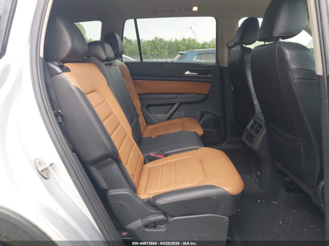 Продажа на аукционе авто 2018 Volkswagen Atlas 3.6l V6 Sel Premium, vin: 1V2NR2CA0JC575516, номер лота: 44973504