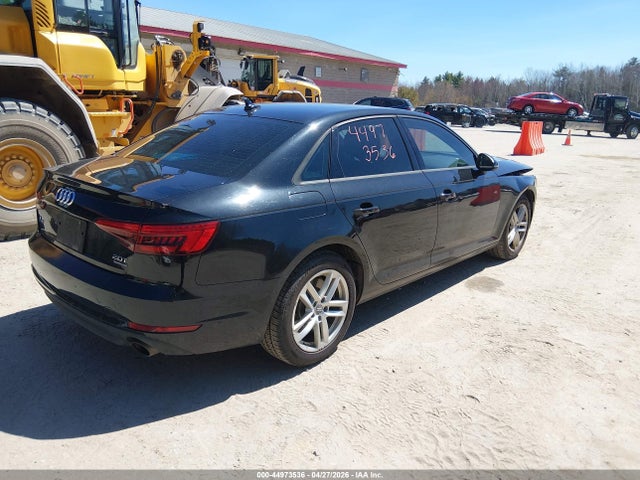 Продажа на аукционе авто 2017 Audi A4 2.0t Premium, vin: WAUANAF48HN028758, номер лота: 44973536