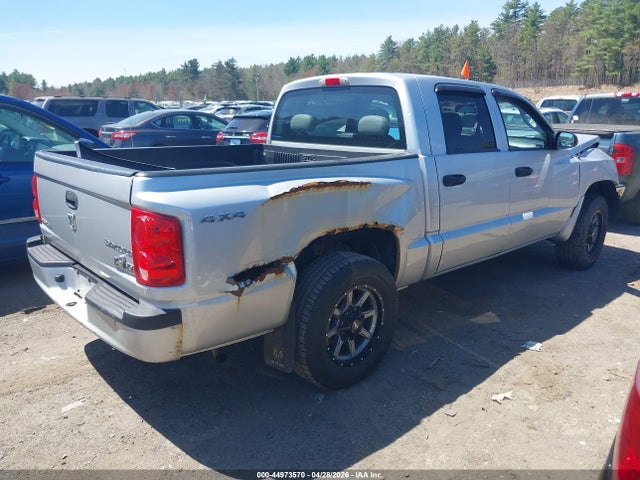 44973570 :رقم المزاد ، 1D7CW3GK9AS234928 vin ، 2010 Dodge Dakota Bighorn/lonestar مزاد بيع