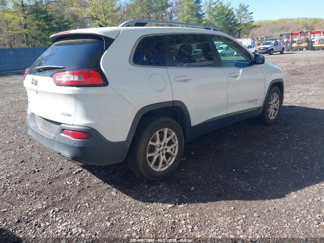 Продаж на аукціоні авто 2016 Jeep Cherokee Latitude, vin: 1C4PJMCS6GW334718, номер лоту: 44973588