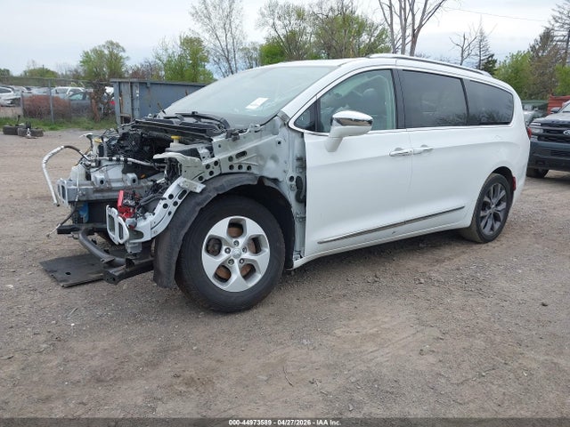 Auction sale of the 2019 Chrysler Pacifica Limited, vin: 2C4RC1GG0KR657574, lot number: 44973589