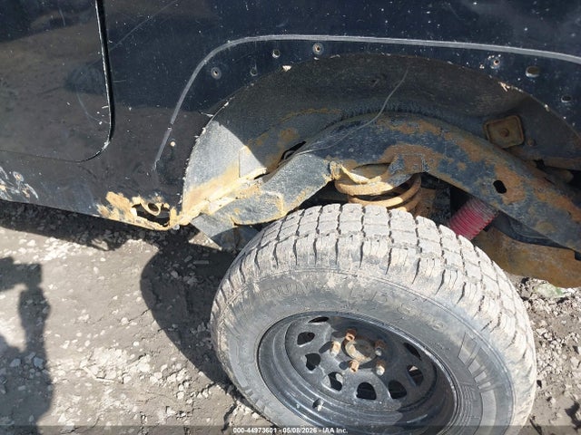 1998 Jeep Wrangler Se მანქანა იყიდება აუქციონზე, vin: 1J4FY29P0WP767971, აუქციონის ნომერი: 44973601