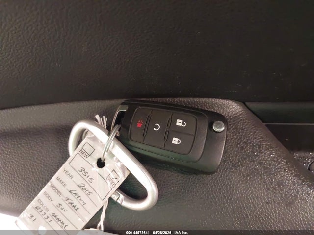 2015 Chevrolet Trax Lt მანქანა იყიდება აუქციონზე, vin: KL7CJLSB1FB223331, აუქციონის ნომერი: 44973641