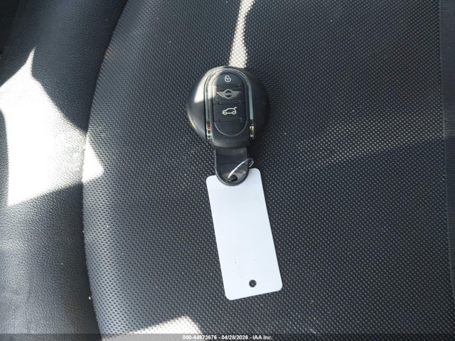 44973676 :رقم المزاد ، WMZYV5C32H3E01621 vin ، 2017 Mini Countryman Cooper مزاد بيع