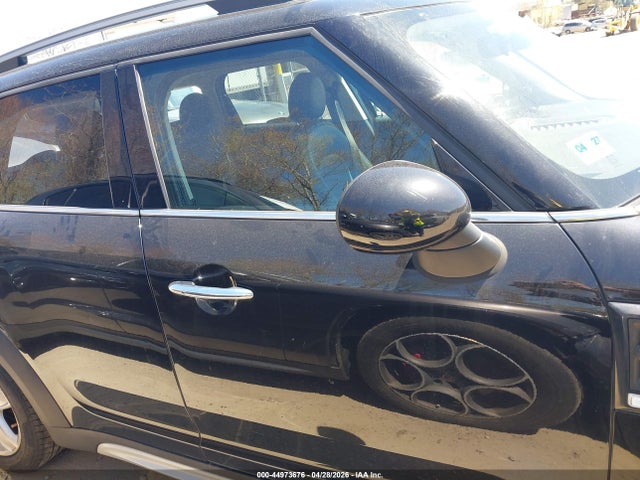 44973676 :رقم المزاد ، WMZYV5C32H3E01621 vin ، 2017 Mini Countryman Cooper مزاد بيع