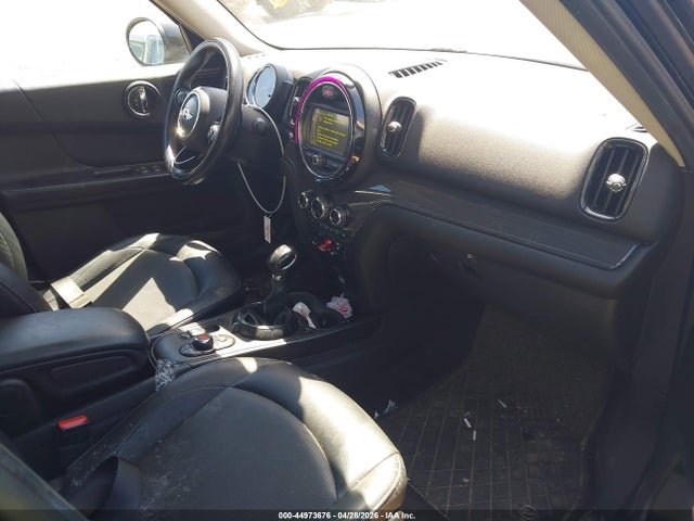 44973676 :رقم المزاد ، WMZYV5C32H3E01621 vin ، 2017 Mini Countryman Cooper مزاد بيع