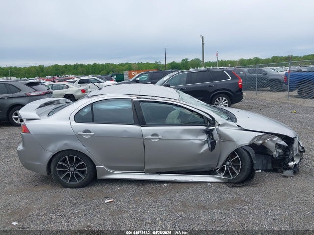 44973682 :رقم المزاد ، JA32V2FW4HU004847 vin ، 2017 Mitsubishi Lancer Es مزاد بيع