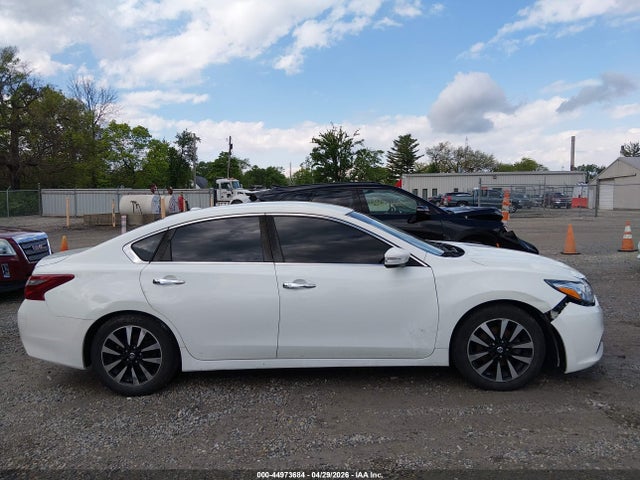 Продажа на аукционе авто 2018 Nissan Altima 2.5 Sl, vin: 1N4AL3AP2JC173226, номер лота: 44973684