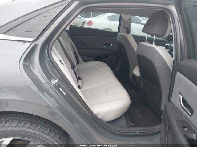 2024 Hyundai Elantra Limited მანქანა იყიდება აუქციონზე, vin: KMHLP4DG5RU682043, აუქციონის ნომერი: 44973690